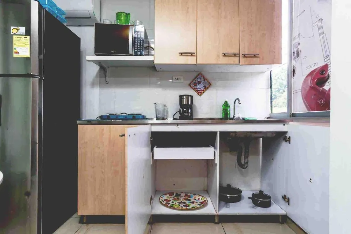 Comfortable Apartment In Laureles Медельин Колумбия